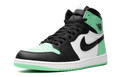 Air Jordan 1 Retro High OG 'Green Glow' White / Black / Green Sneakers