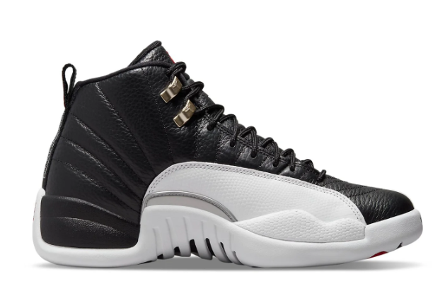Air Jordan 12 Retro 'Playoffs' Black / White Sneakers