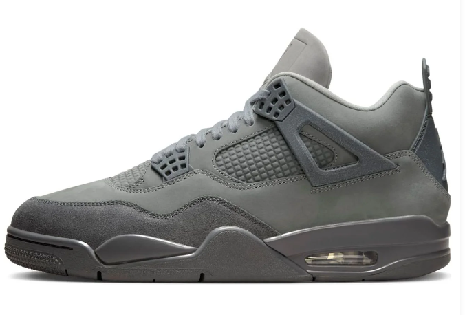 Air Jordan 4 Retro SE 'Wet Cement' Grey Sneakers