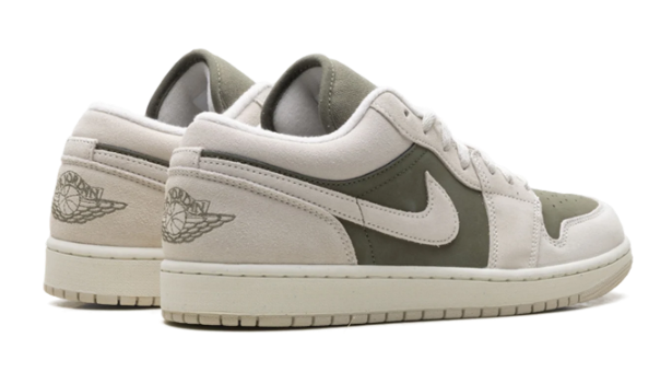 Air Jordan 1 Low SE (GS) – Medium Olive / Sail
