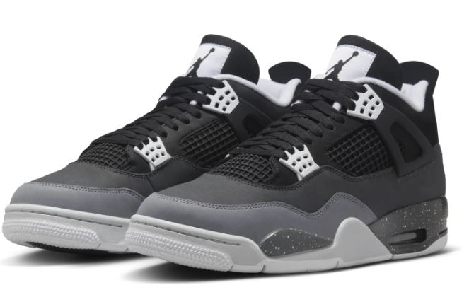 Air Jordan 4 Retro 'Fear' 2024 Black / Cool Grey Sneakers