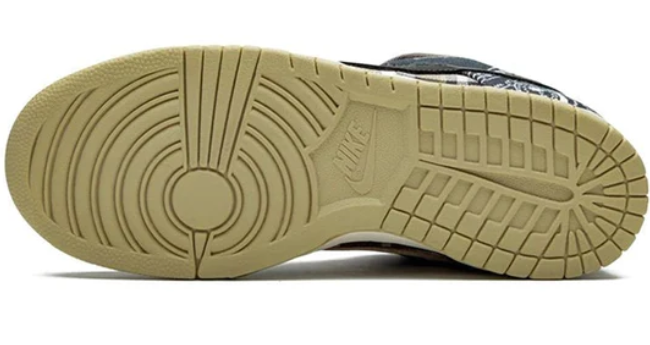 Travis Scott x Nike SB Dunk Low – Paisley & Plaid