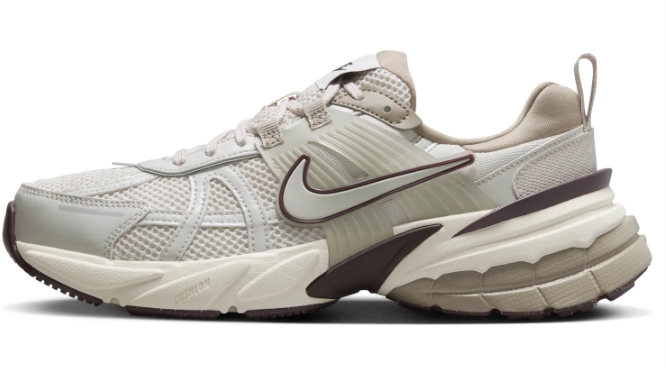 Nike V2K Run – Light Orewood Brown