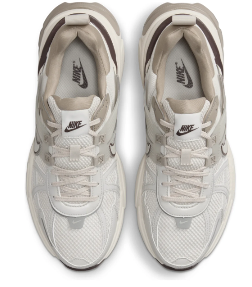 Nike V2K Run – Light Orewood Brown