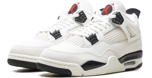 Air Jordan 4 'Flight Club' Sail / Black / University Red Sneakers
